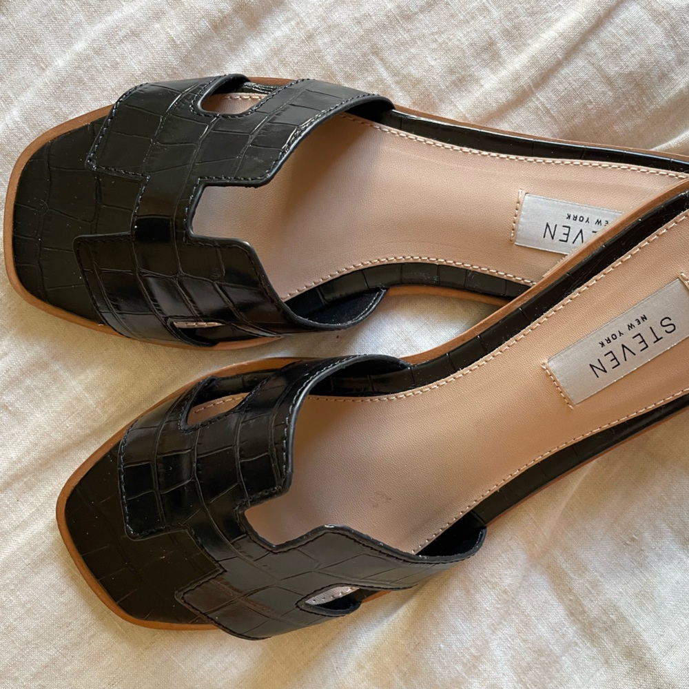 Steven by Steve Madden Black Croc Embossed Slides